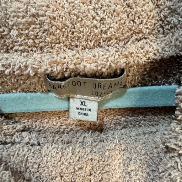 BAREFOOT DREAMS Cozychic Oversized Asymmetrical‎ Cowl Neck Teddy Tunic Sweater - Picture 7 of 8